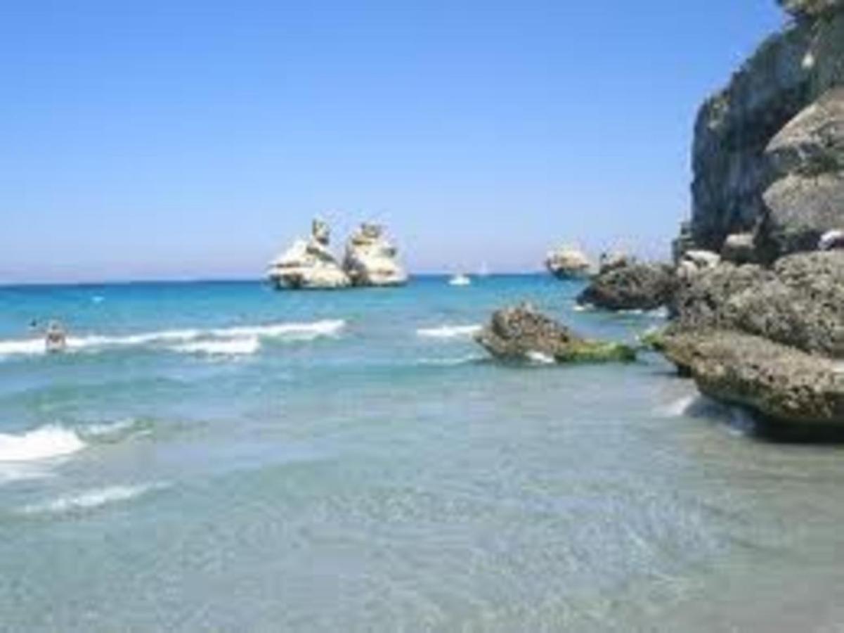 Bilocale A 50 Mt. Dalla Spiaggia 28 Torre dell'Orso Exterior photo